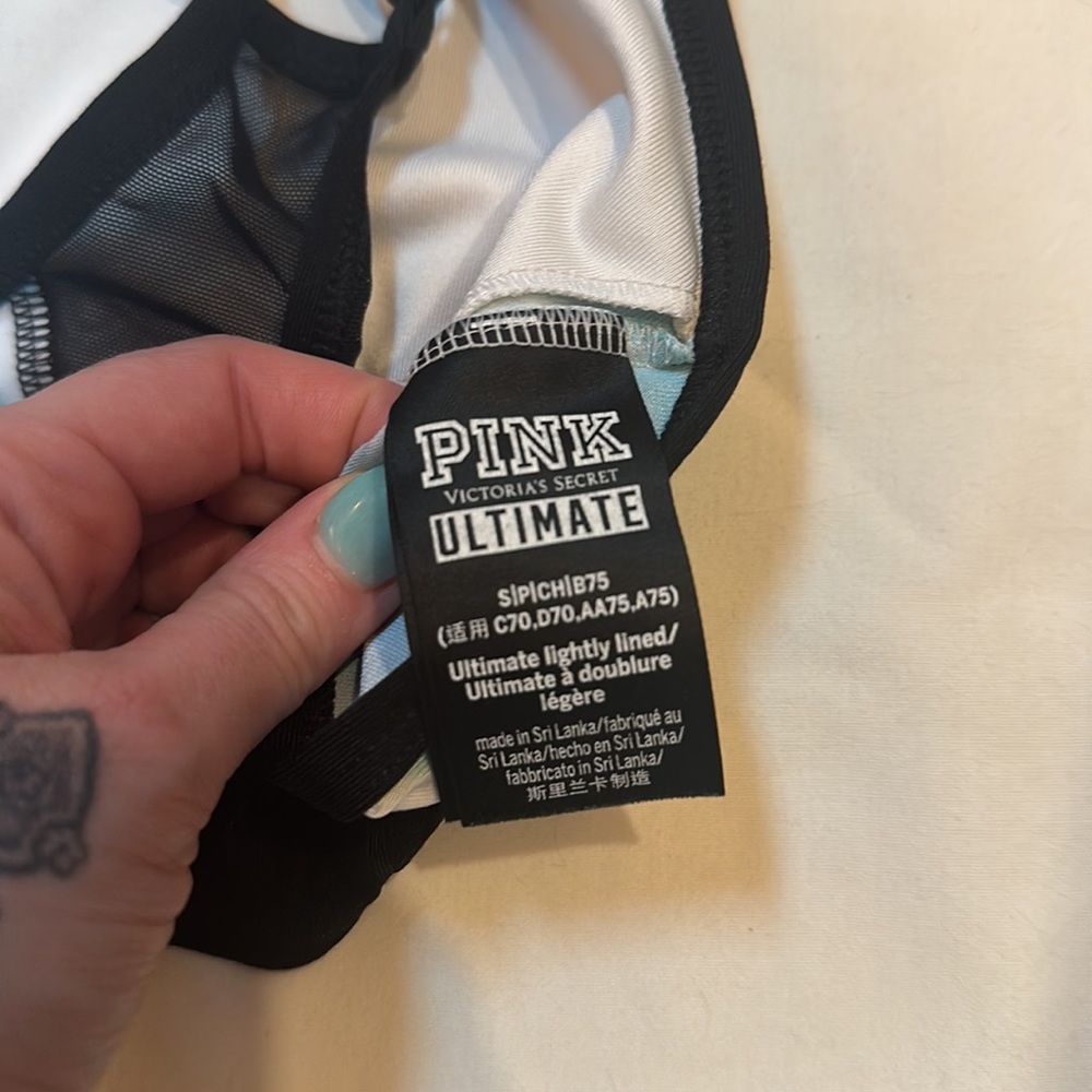VS Pink Sports Bra - Picture 4 of 4